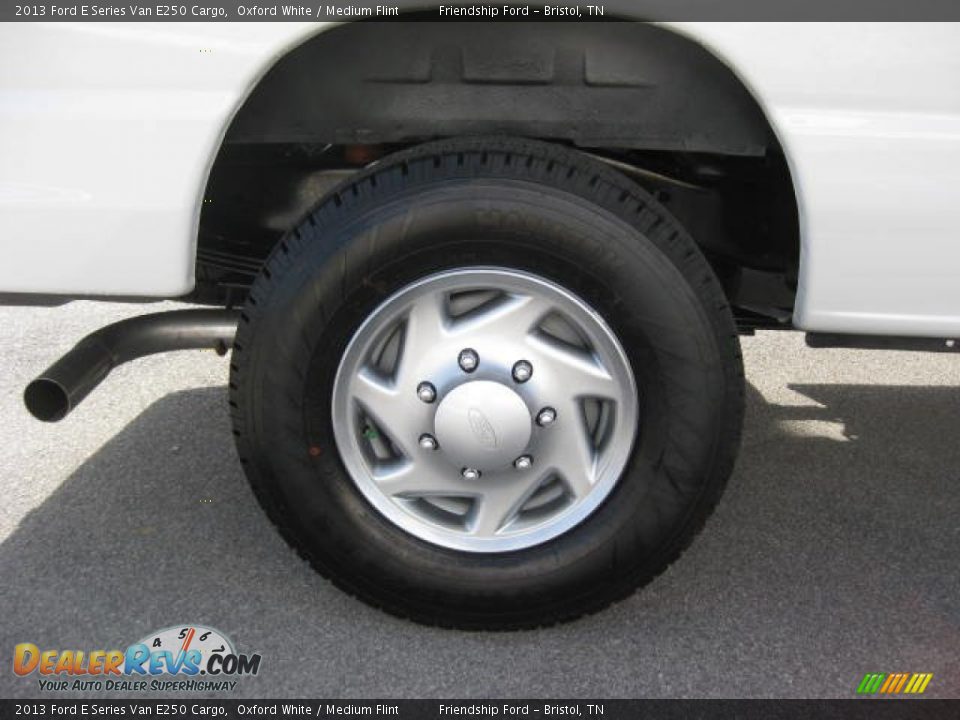 2013 Ford E Series Van E250 Cargo Oxford White / Medium Flint Photo #10