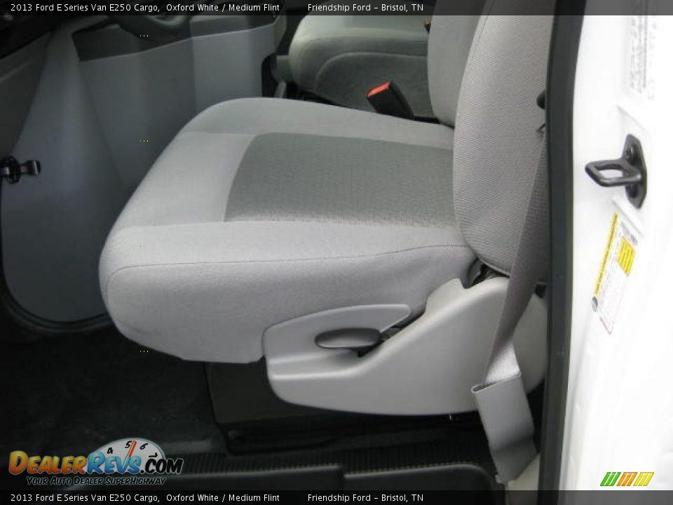 2013 Ford E Series Van E250 Cargo Oxford White / Medium Flint Photo #12