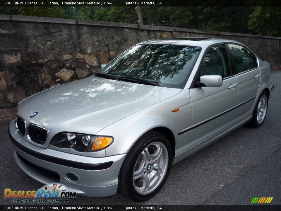 2005 BMW 3 Series 330i Sedan Titanium Silver Metallic / Grey Photo #3
