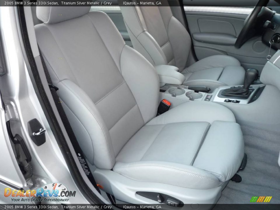 2005 BMW 3 Series 330i Sedan Titanium Silver Metallic / Grey Photo #5