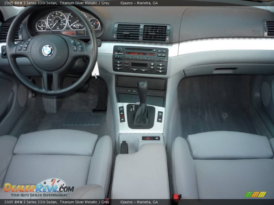2005 BMW 3 Series 330i Sedan Titanium Silver Metallic / Grey Photo #8