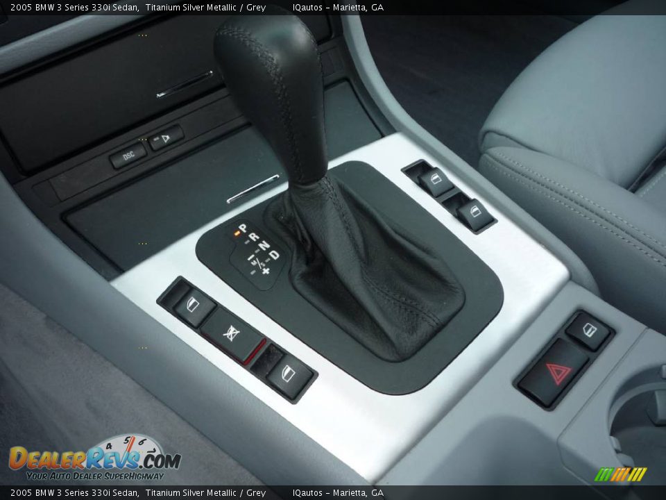 2005 BMW 3 Series 330i Sedan Titanium Silver Metallic / Grey Photo #28