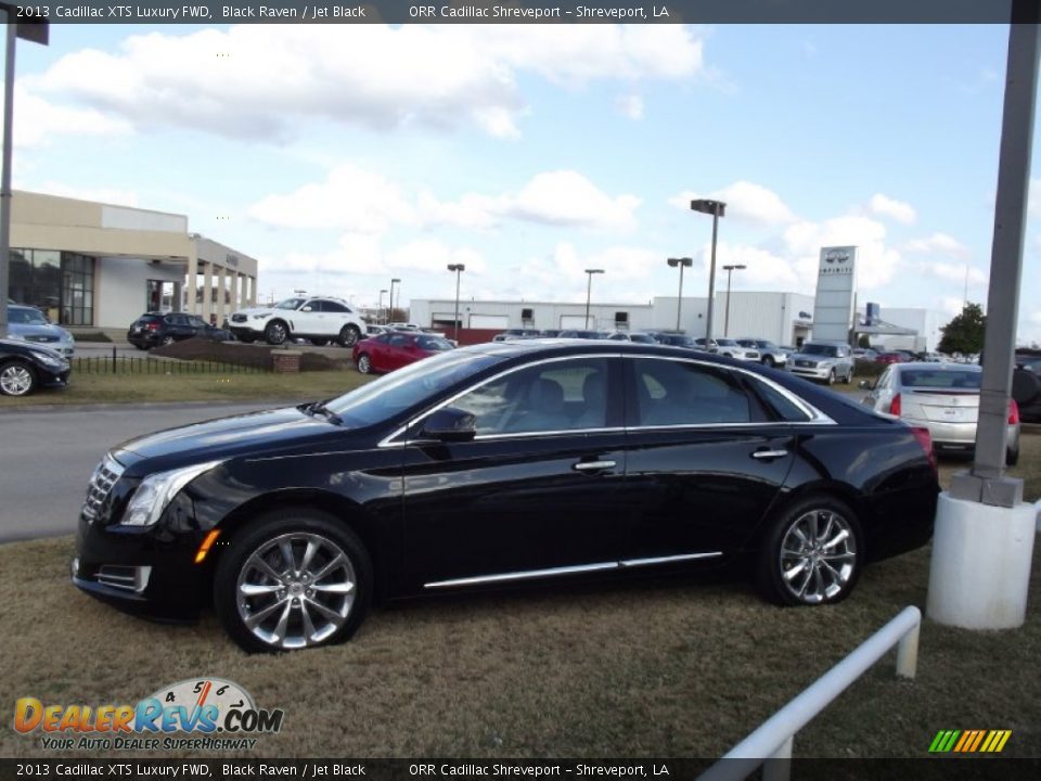 2013 Cadillac XTS Luxury FWD Black Raven / Jet Black Photo #4