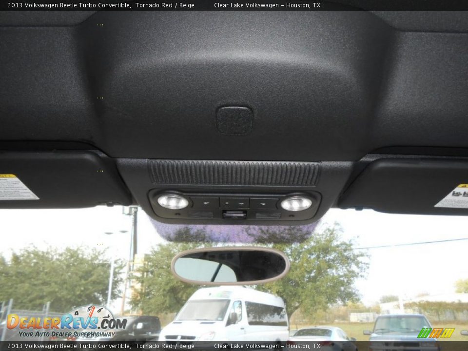 2013 Volkswagen Beetle Turbo Convertible Tornado Red / Beige Photo #19