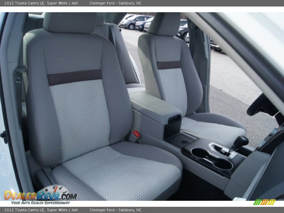 2012 Toyota Camry LE Super White / Ash Photo #18