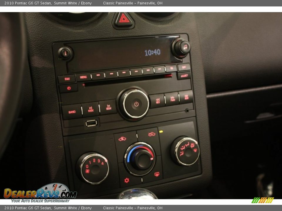 Controls of 2010 Pontiac G6 GT Sedan Photo #17