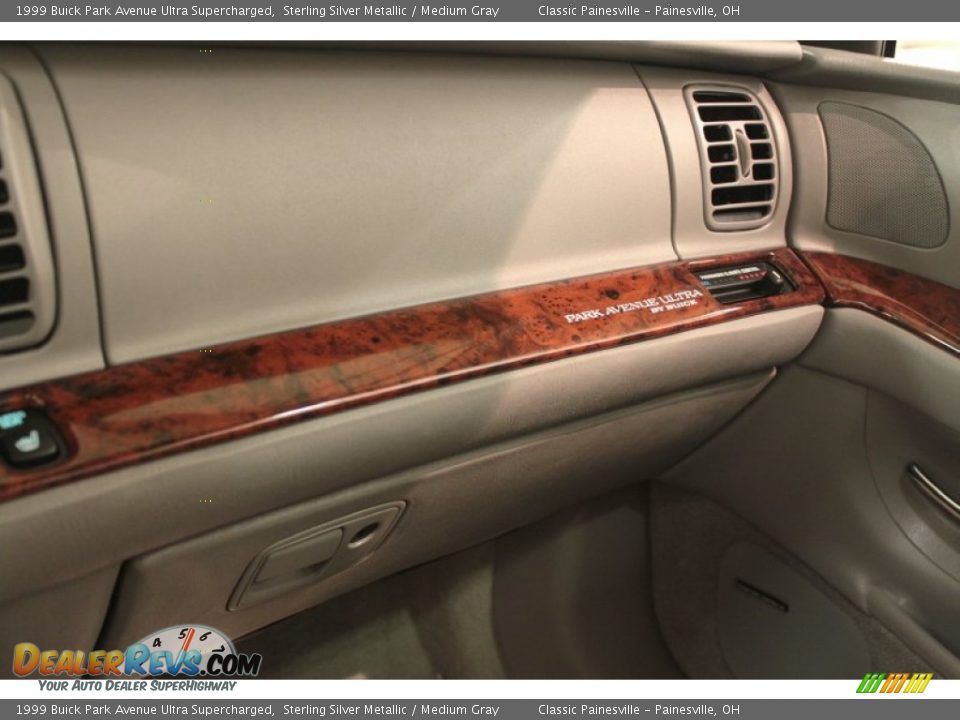 1999 Buick Park Avenue Ultra Supercharged Sterling Silver Metallic / Medium Gray Photo #21