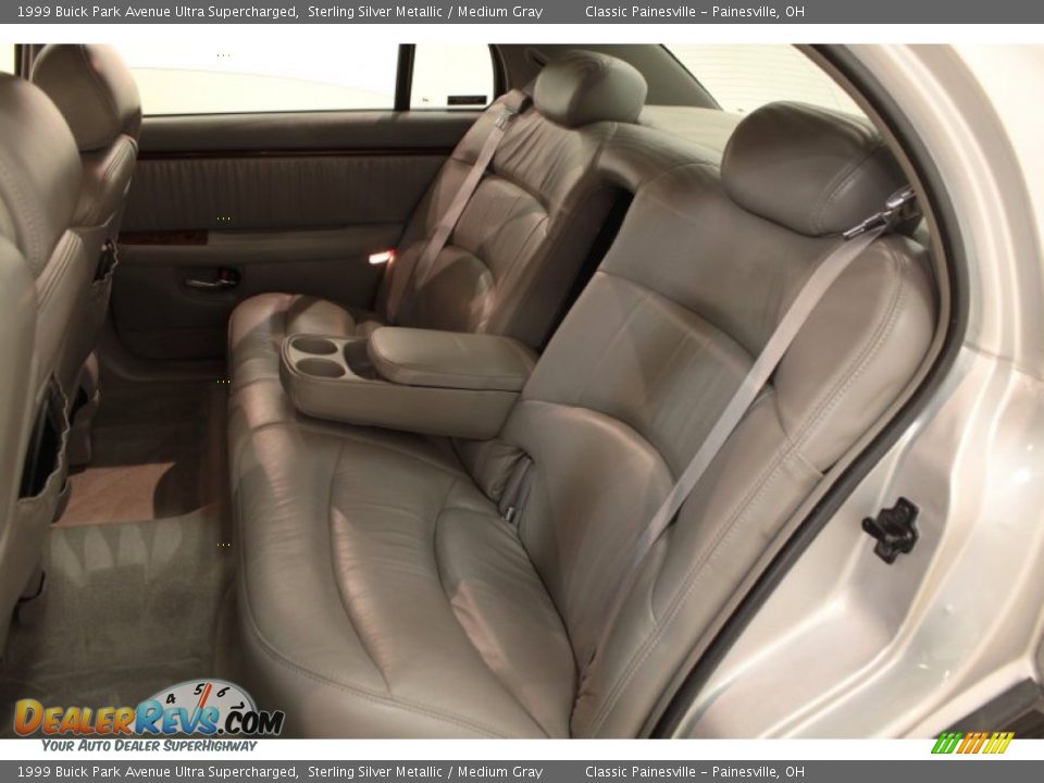 Rear Seat of 1999 Buick Park Avenue Ultra Supercharged Photo #25