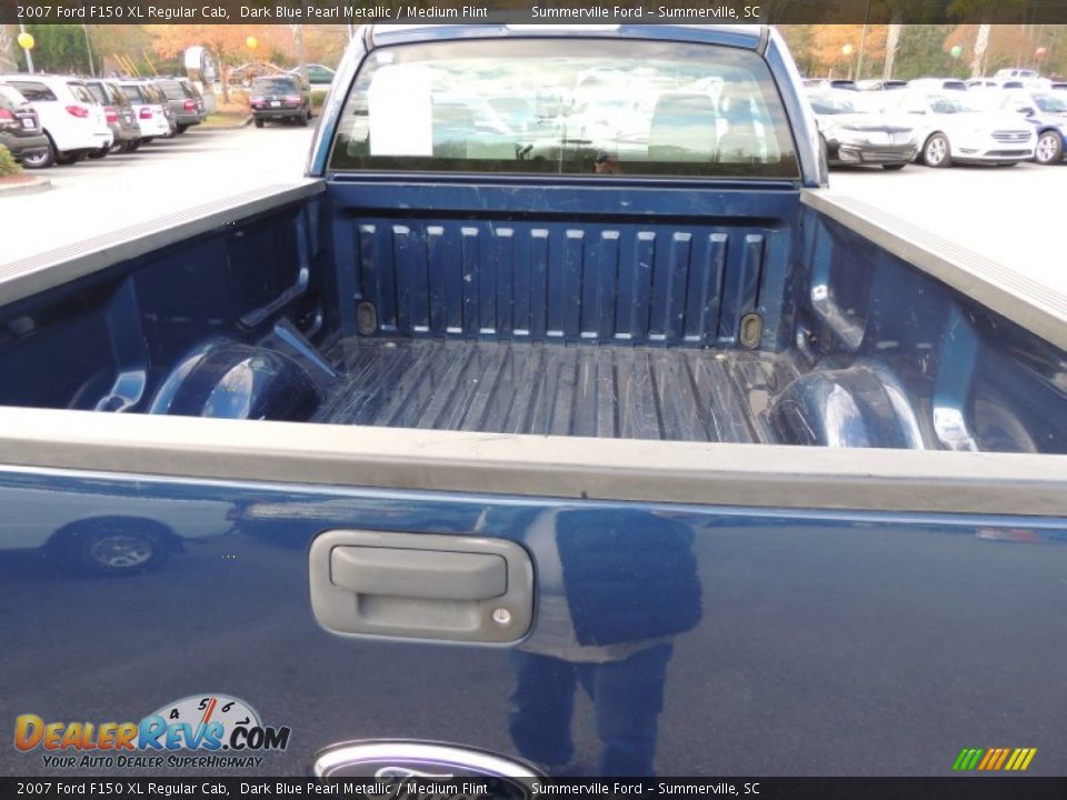2007 Ford F150 XL Regular Cab Dark Blue Pearl Metallic / Medium Flint Photo #12