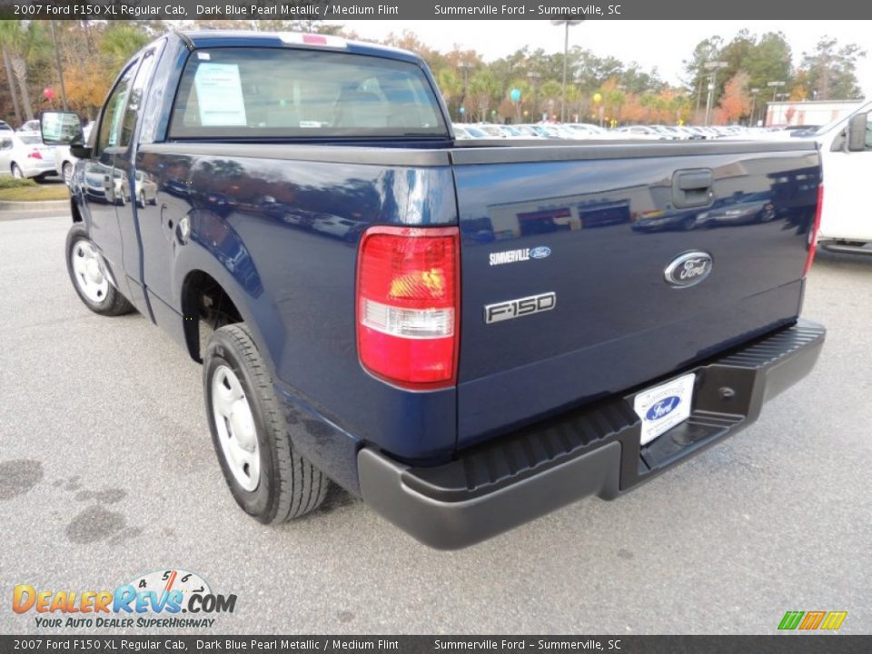 2007 Ford F150 XL Regular Cab Dark Blue Pearl Metallic / Medium Flint Photo #13