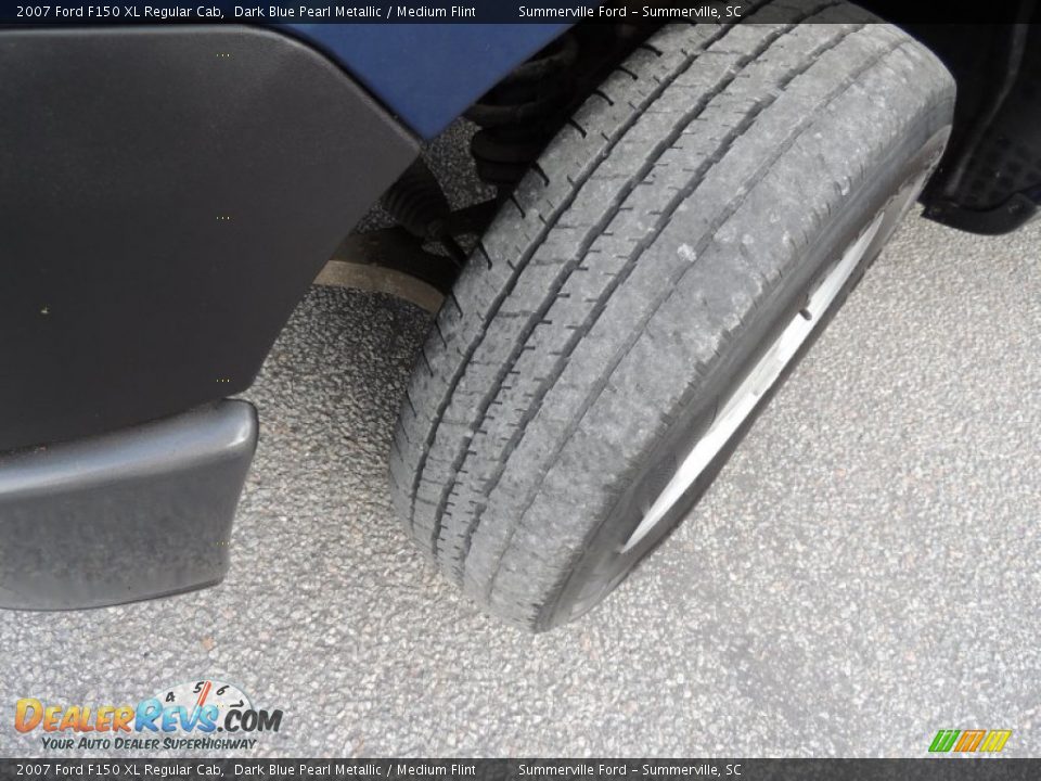 2007 Ford F150 XL Regular Cab Dark Blue Pearl Metallic / Medium Flint Photo #15