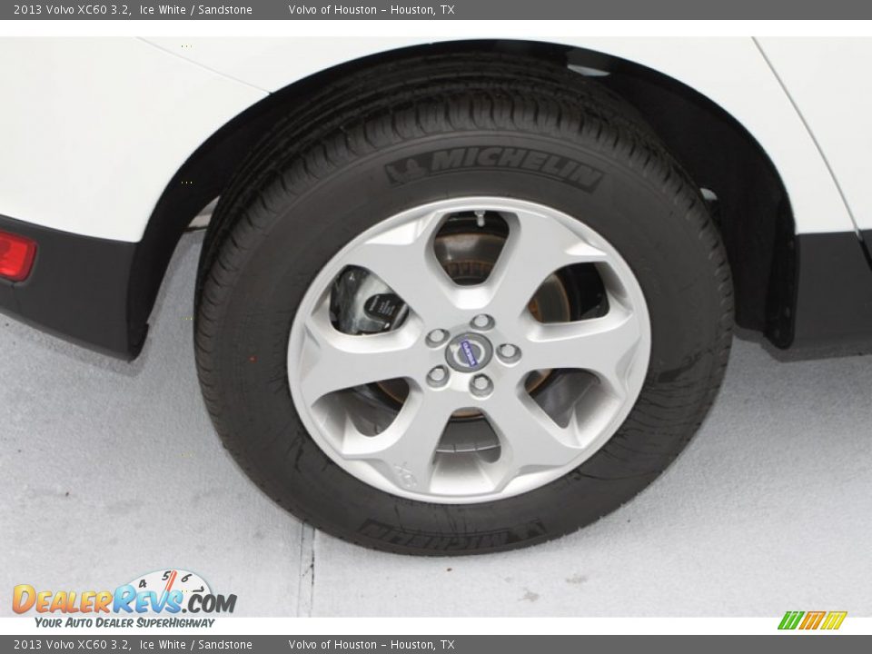 2013 Volvo XC60 3.2 Ice White / Sandstone Photo #6