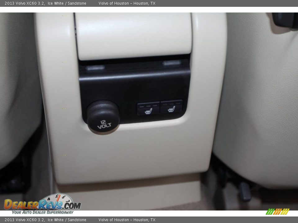 2013 Volvo XC60 3.2 Ice White / Sandstone Photo #18
