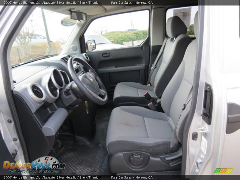 Front Seat of 2007 Honda Element LX Photo #6
