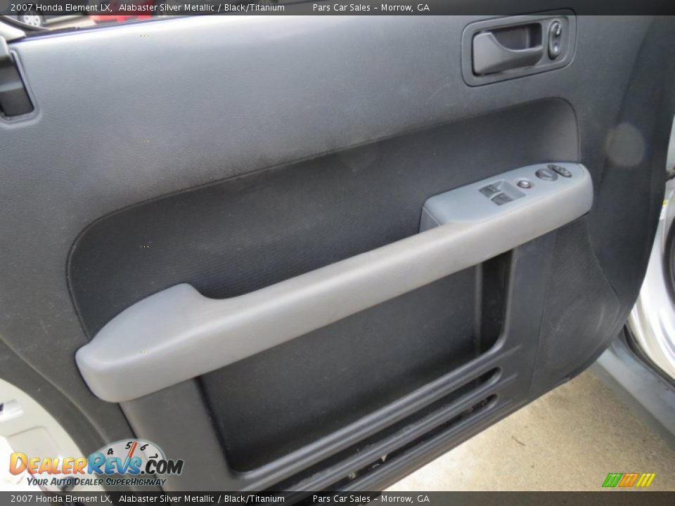 Door Panel of 2007 Honda Element LX Photo #7