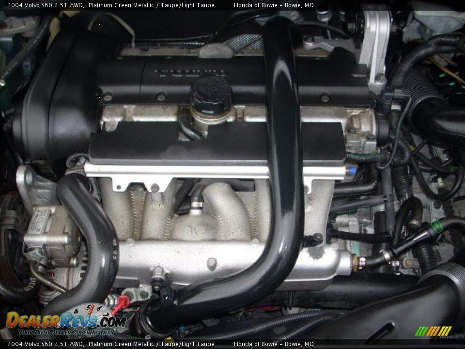 2004 Volvo S60 2.5T AWD Platinum Green Metallic / Taupe/Light Taupe Photo #8