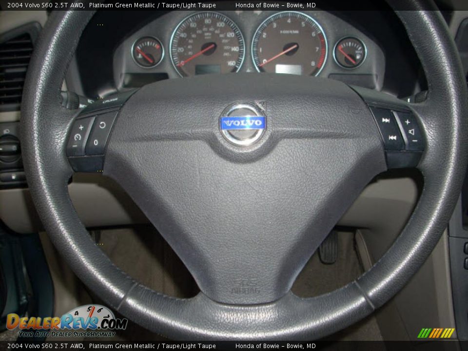 2004 Volvo S60 2.5T AWD Platinum Green Metallic / Taupe/Light Taupe Photo #16
