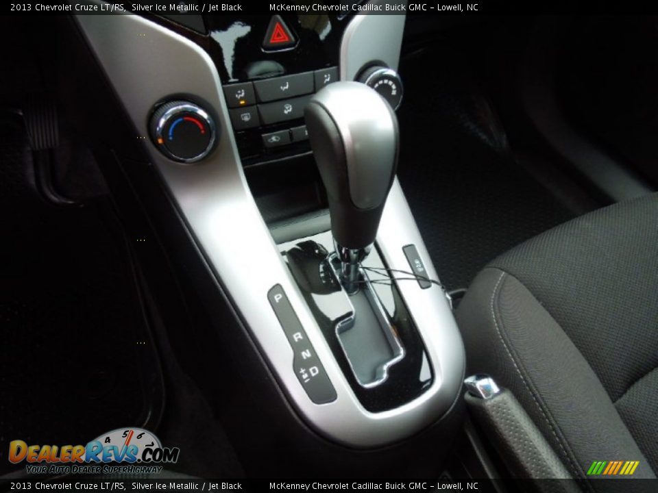 2013 Chevrolet Cruze LT/RS Shifter Photo #11