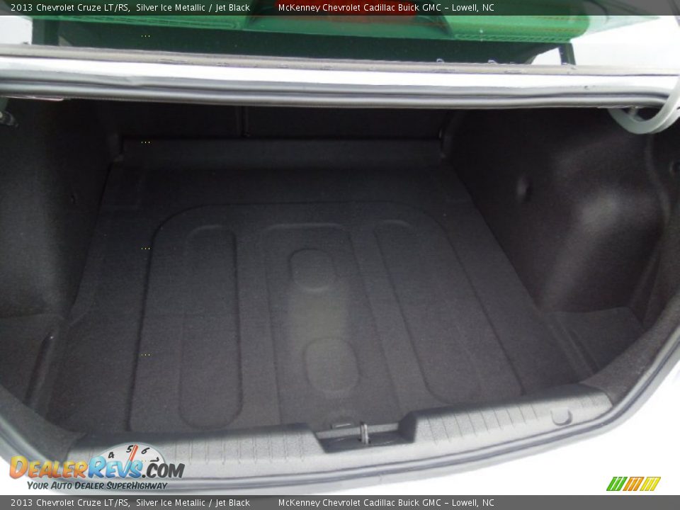 2013 Chevrolet Cruze LT/RS Trunk Photo #18
