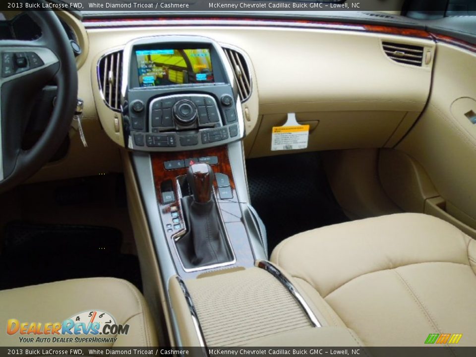 2013 Buick LaCrosse FWD White Diamond Tricoat / Cashmere Photo #19