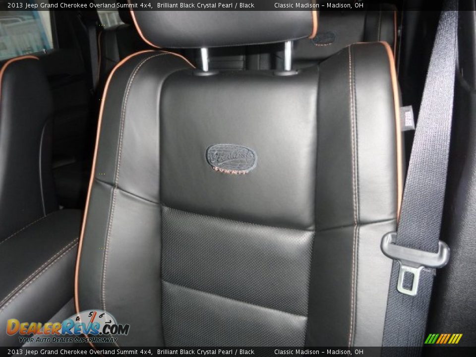 2013 Jeep Grand Cherokee Overland Summit 4x4 Brilliant Black Crystal Pearl / Black Photo #9