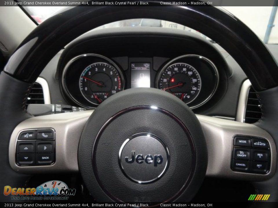 2013 Jeep Grand Cherokee Overland Summit 4x4 Brilliant Black Crystal Pearl / Black Photo #11