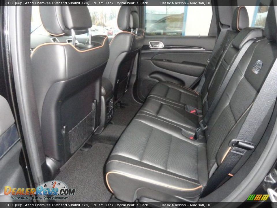 2013 Jeep Grand Cherokee Overland Summit 4x4 Brilliant Black Crystal Pearl / Black Photo #15