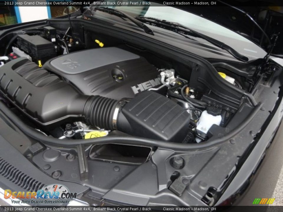 2013 Jeep Grand Cherokee Overland Summit 4x4 Brilliant Black Crystal Pearl / Black Photo #26
