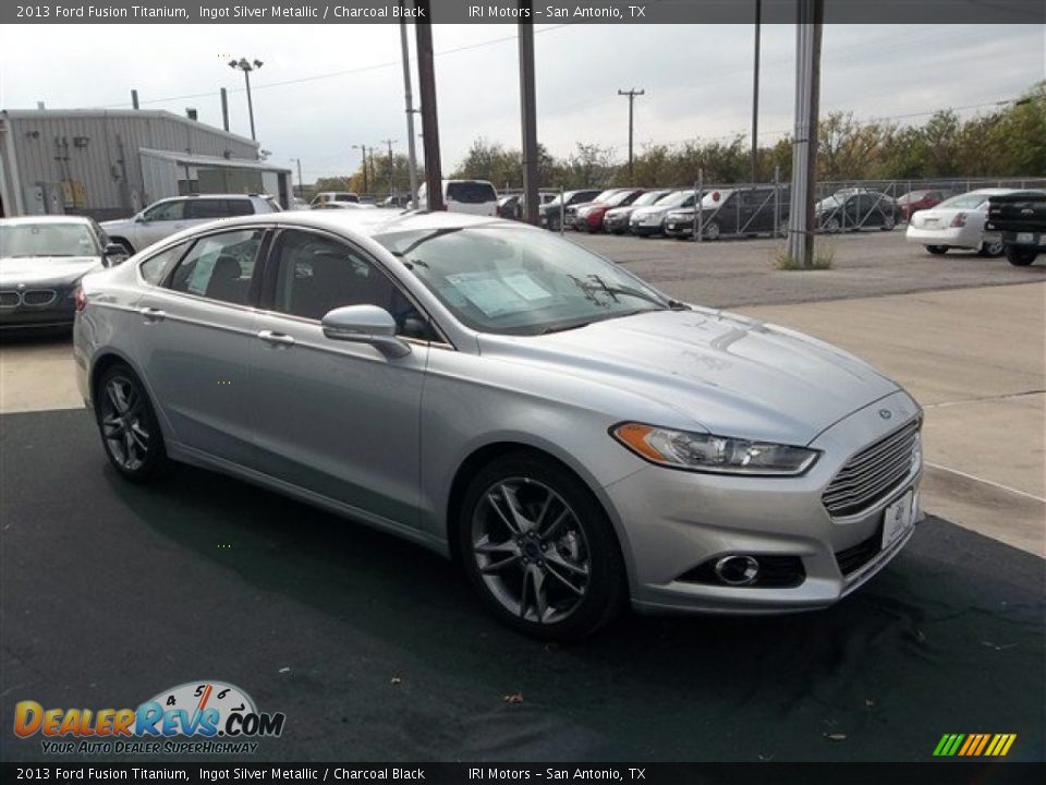 Front 3/4 View of 2013 Ford Fusion Titanium Photo #13