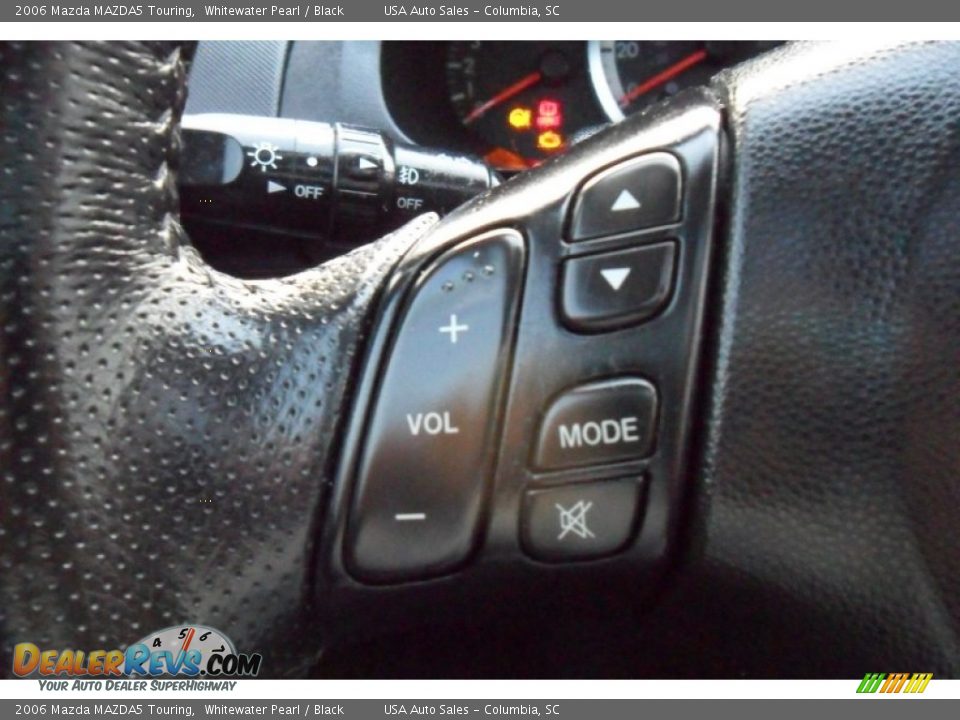 2006 Mazda MAZDA5 Touring Whitewater Pearl / Black Photo #32