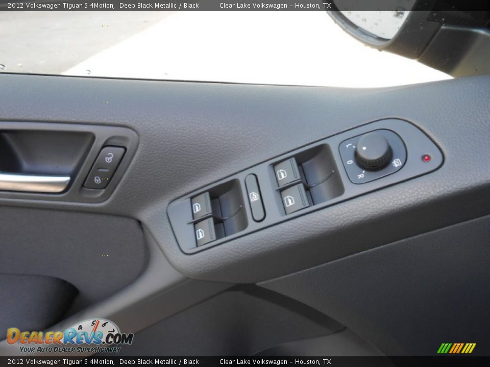 2012 Volkswagen Tiguan S 4Motion Deep Black Metallic / Black Photo #20