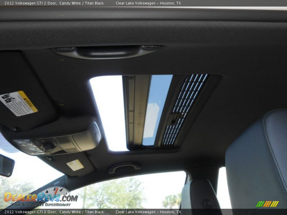 2012 Volkswagen GTI 2 Door Candy White / Titan Black Photo #23