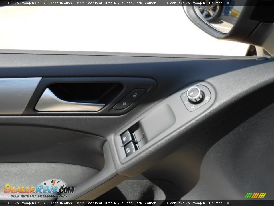 Controls of 2012 Volkswagen Golf R 2 Door 4Motion Photo #19