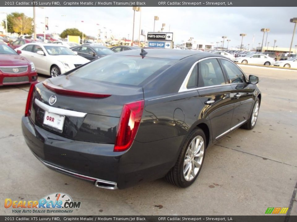 2013 Cadillac XTS Luxury FWD Graphite Metallic / Medium Titanium/Jet Black Photo #3