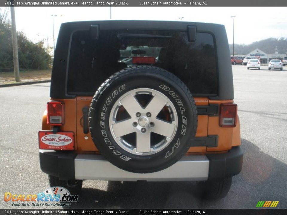 2011 Jeep Wrangler Unlimited Sahara 4x4 Mango Tango Pearl / Black Photo #10