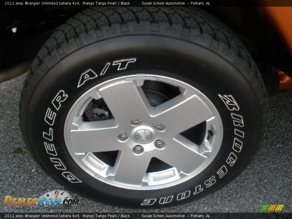 2011 Jeep Wrangler Unlimited Sahara 4x4 Mango Tango Pearl / Black Photo #16