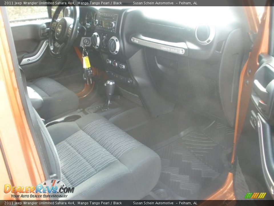 2011 Jeep Wrangler Unlimited Sahara 4x4 Mango Tango Pearl / Black Photo #19