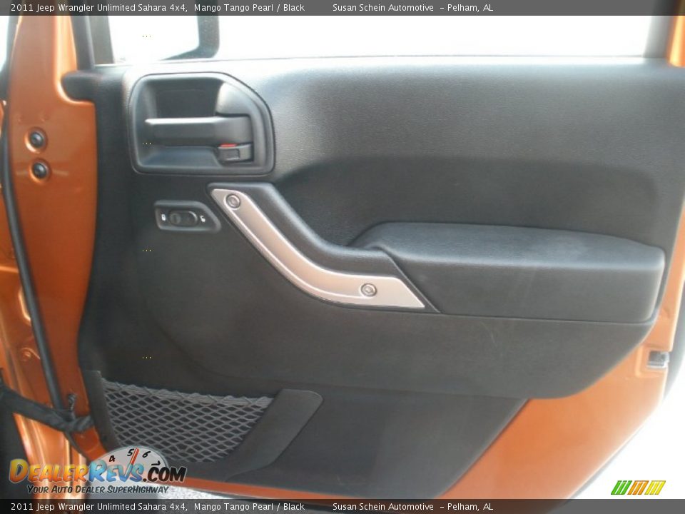 2011 Jeep Wrangler Unlimited Sahara 4x4 Mango Tango Pearl / Black Photo #20