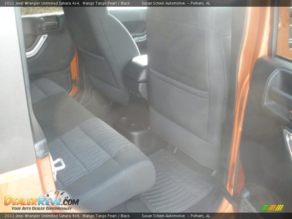 2011 Jeep Wrangler Unlimited Sahara 4x4 Mango Tango Pearl / Black Photo #21