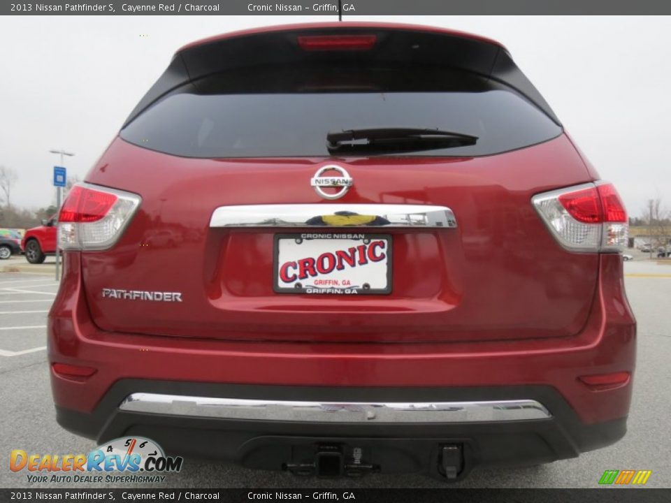 2013 Nissan Pathfinder S Cayenne Red / Charcoal Photo #4