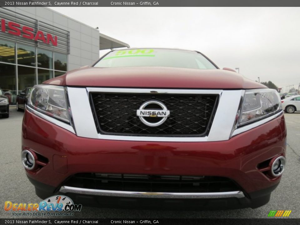 2013 Nissan Pathfinder S Cayenne Red / Charcoal Photo #8