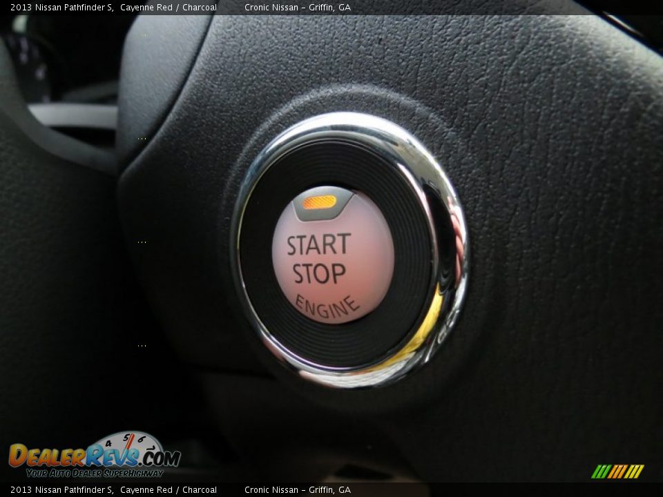 2013 Nissan Pathfinder S Cayenne Red / Charcoal Photo #17