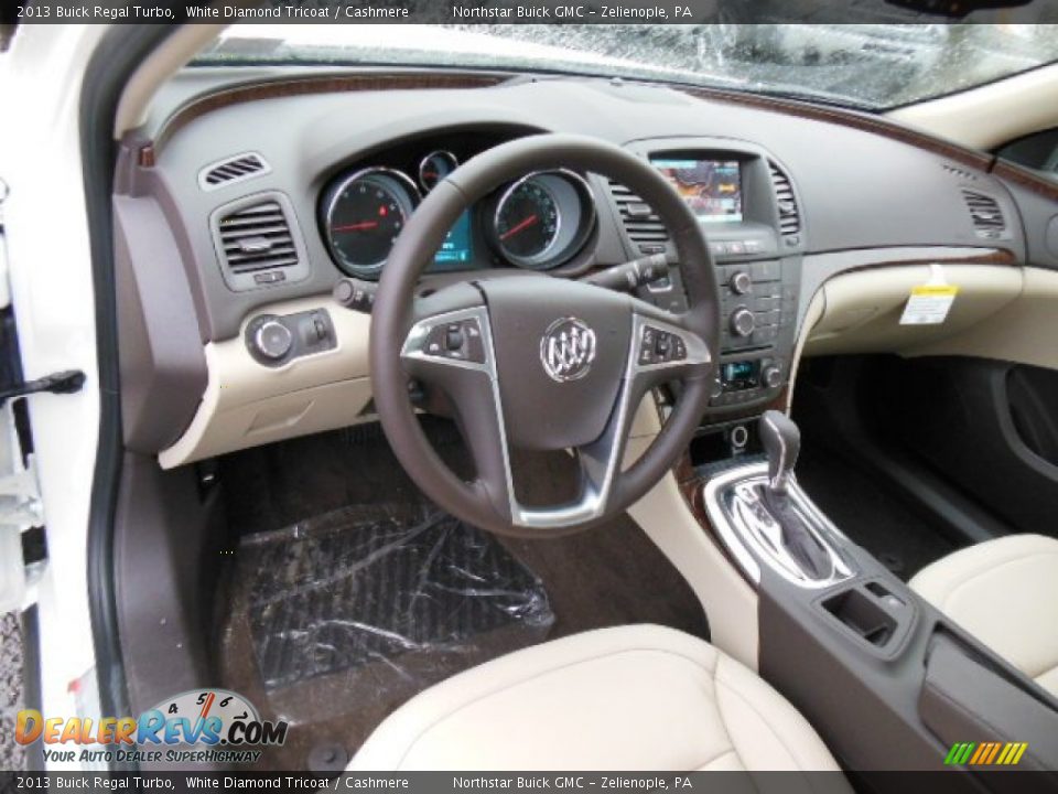 2013 Buick Regal Turbo White Diamond Tricoat / Cashmere Photo #10