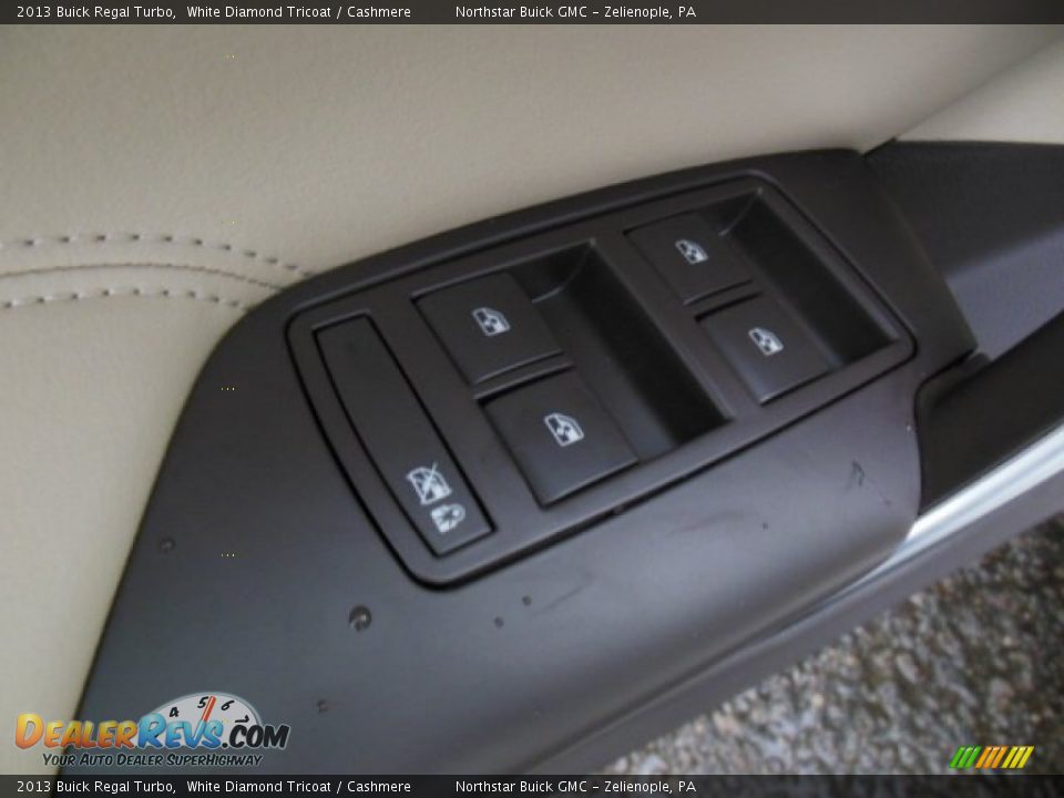 2013 Buick Regal Turbo White Diamond Tricoat / Cashmere Photo #14