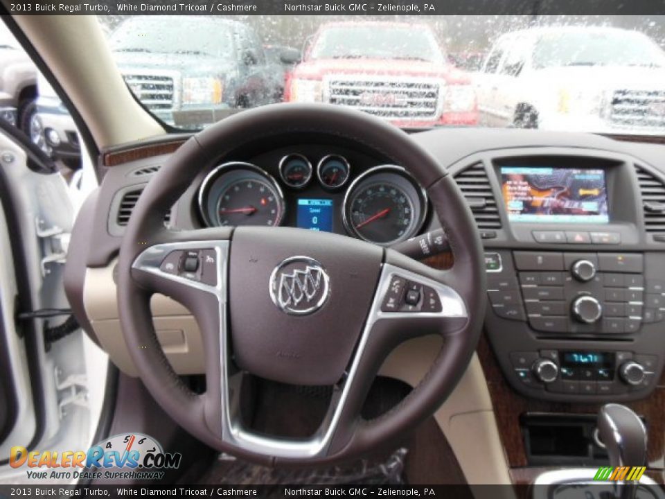 2013 Buick Regal Turbo White Diamond Tricoat / Cashmere Photo #18