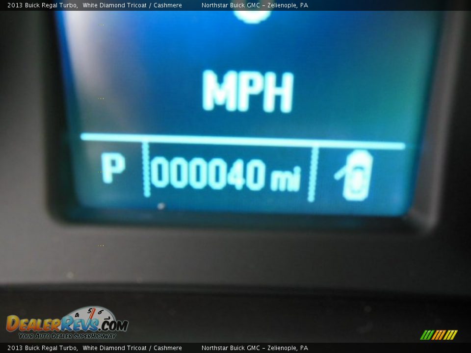 2013 Buick Regal Turbo White Diamond Tricoat / Cashmere Photo #19