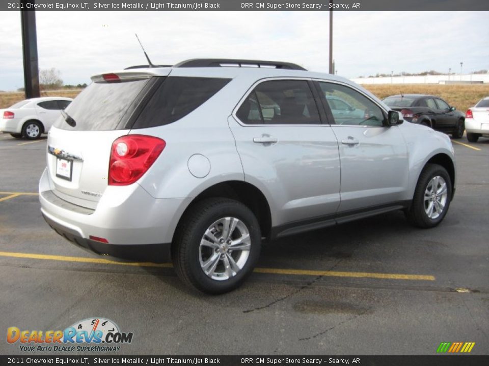 2011 Chevrolet Equinox LT Silver Ice Metallic / Light Titanium/Jet Black Photo #5