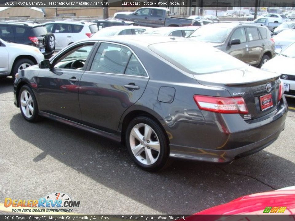 2010 Toyota Camry SE Magnetic Gray Metallic / Ash Gray Photo #5