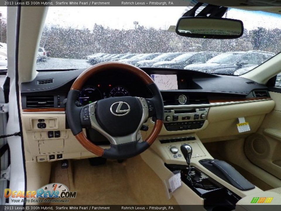2013 Lexus ES 300h Hybrid Starfire White Pearl / Parchment Photo #12