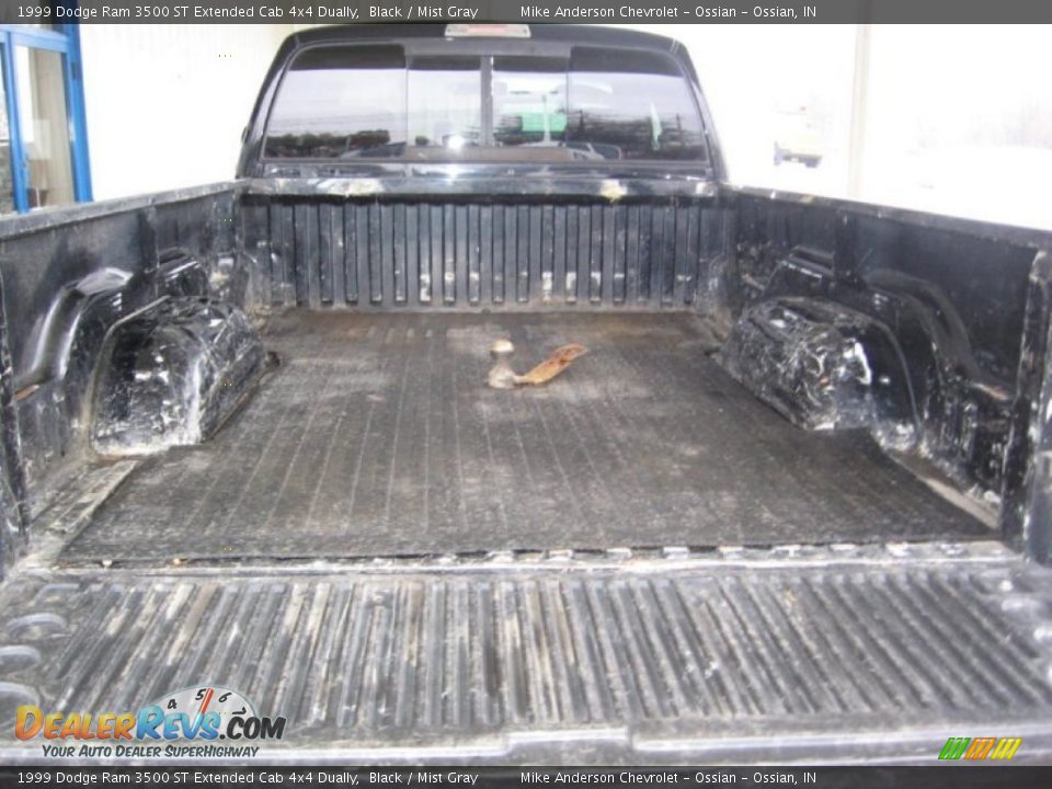 1999 Dodge Ram 3500 ST Extended Cab 4x4 Dually Black / Mist Gray Photo #6